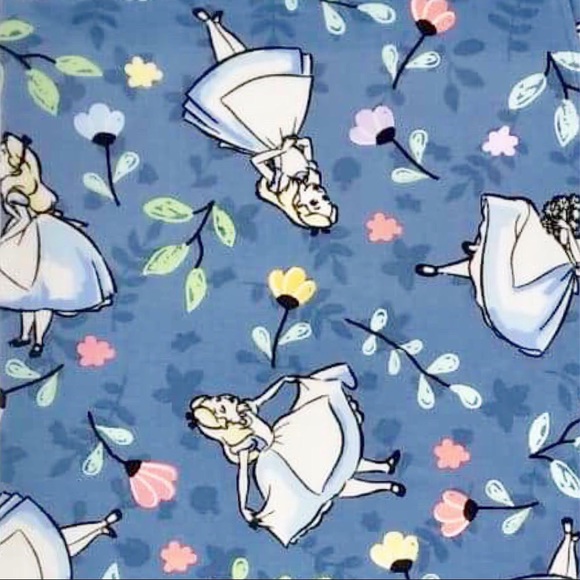 Alice In Wonderland LuLaRoe OS Leggings Disney LLR - Picture 2 of 6